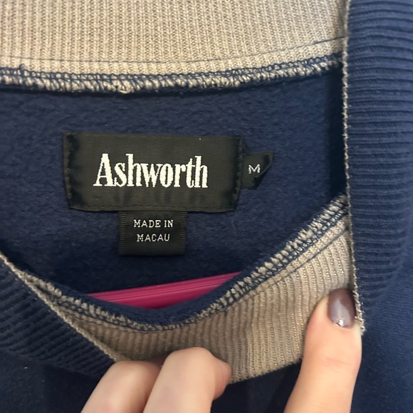 Ashworth Men's Deep Blue Crewneck Sweater - Picture 2 of 2